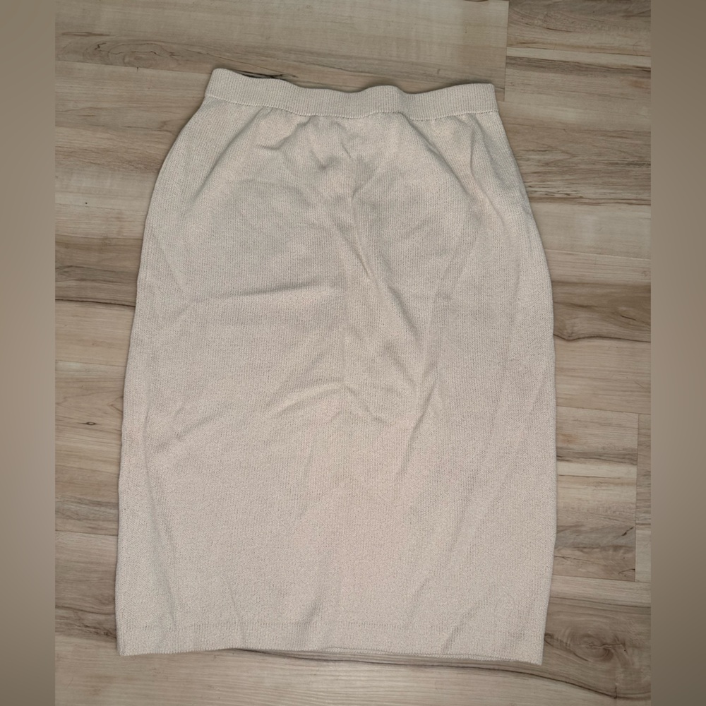 St. John Sport by Marie Gray Cream Pencil Skirt